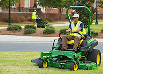 services-lawn-maintenance-2